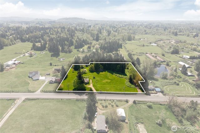 399 E Smith Road, Bellingham, WA 98226