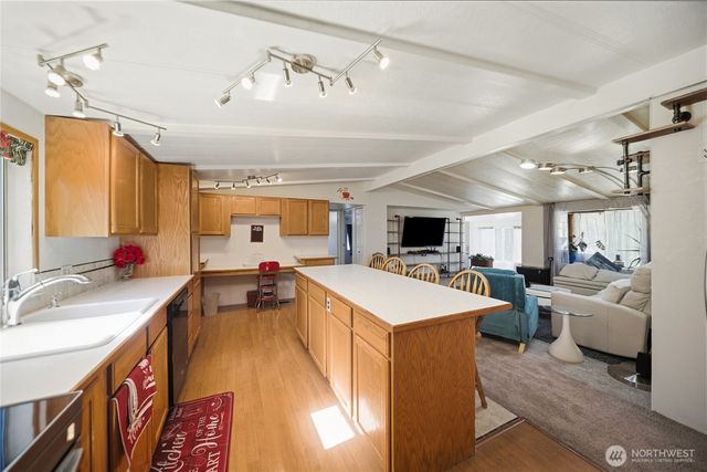 221 E Country Lane, Allyn, WA 98524