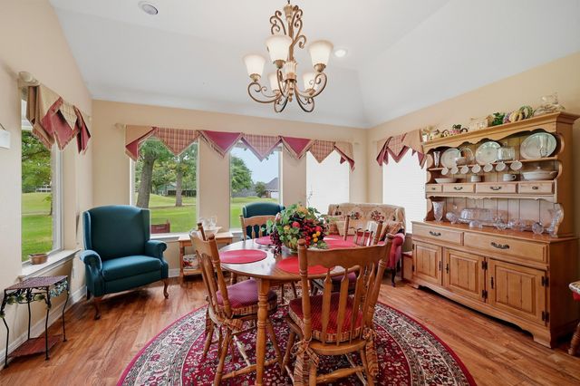 730 Kiowa Drive W, Lake Kiowa, TX 76240