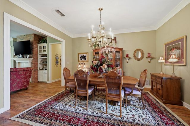 730 Kiowa Drive W, Lake Kiowa, TX 76240