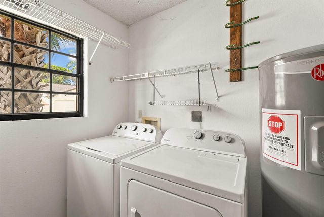 2242 SE Breckenridge Circle, Port St. Lucie, FL 34952