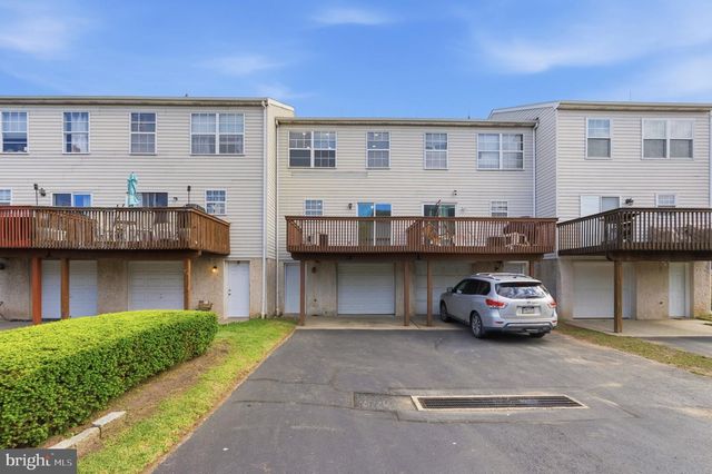 34 2ND ST, Bridgeport, PA 19405