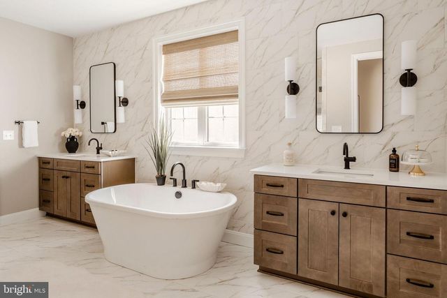 6620 BROWN OAK LN #DEVONSHIRE, Highland, MD 20777