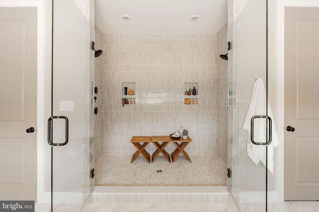 6620 BROWN OAK LN #DEVONSHIRE, Highland, MD 20777