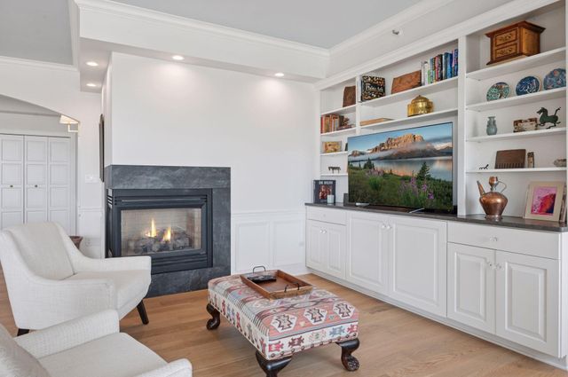 1201 Yale Place 2102, Minneapolis, MN 55403