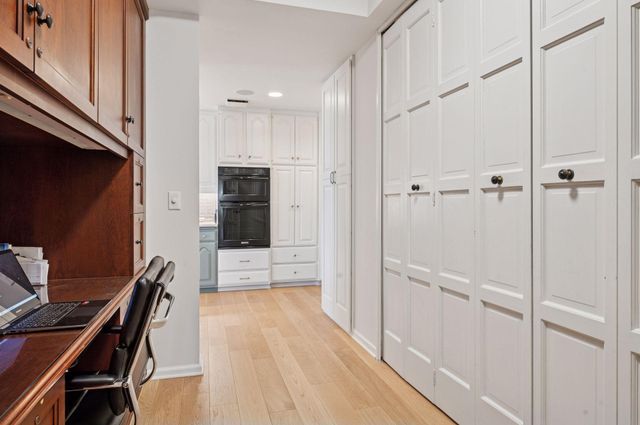 1201 Yale Place 2102, Minneapolis, MN 55403