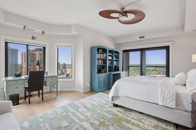 1201 Yale Place 2102, Minneapolis, MN 55403