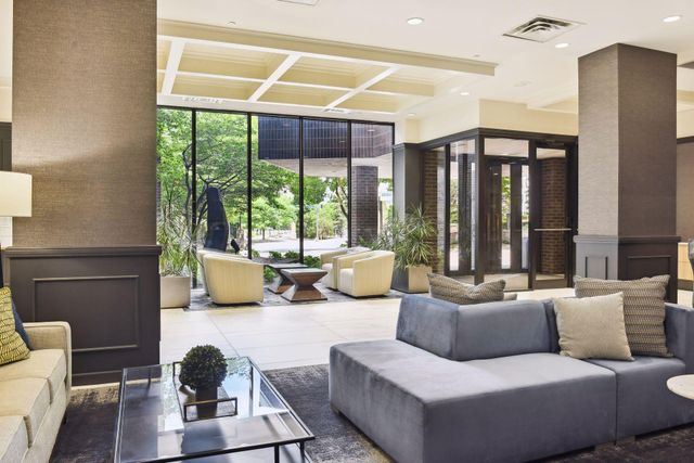 1201 Yale Place 2102, Minneapolis, MN 55403