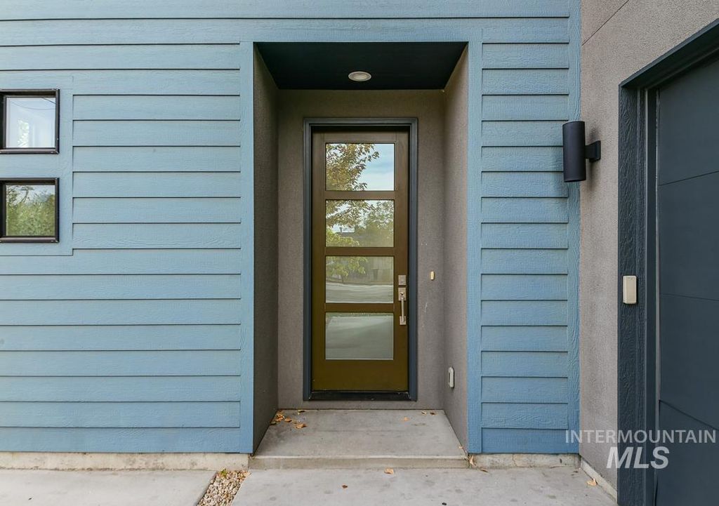 4314 W Clark Street, Boise, ID 83705 photo 2