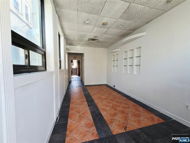 18 Broad Avenue, Palisades Park, NJ 07650