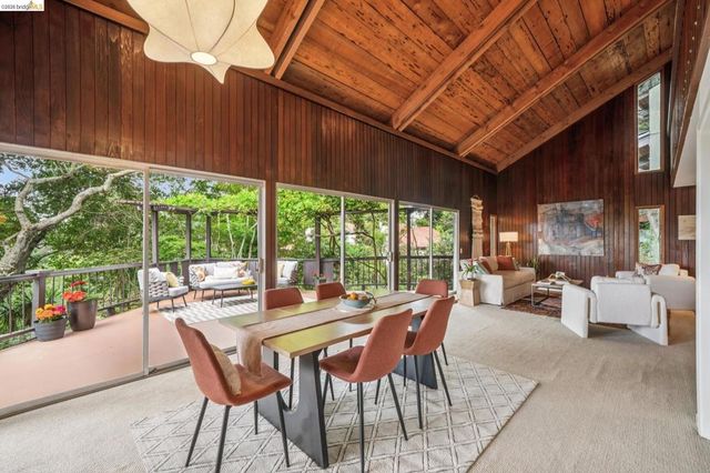 2835 MORLEY DR., Oakland, CA 94611