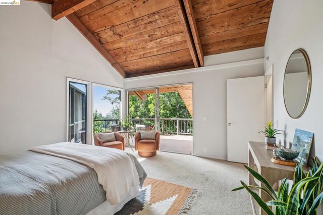 2835 MORLEY DR., Oakland, CA 94611