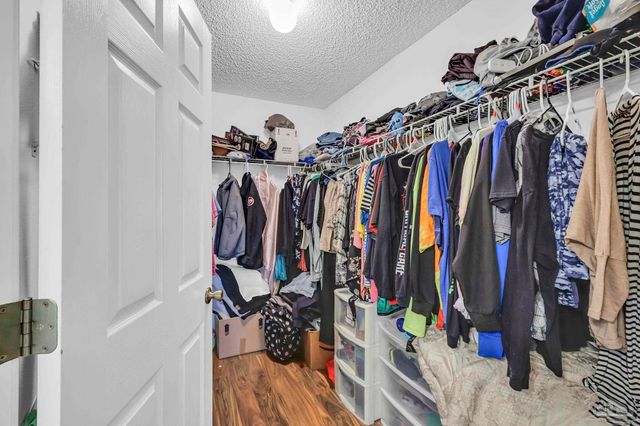 810 Hanover Dr, Pensacola, FL 32526