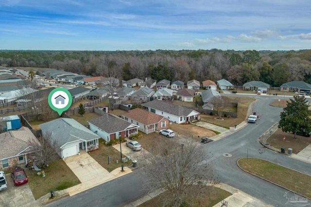 810 Hanover Dr, Pensacola, FL 32526