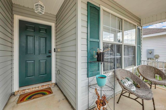 810 Hanover Dr, Pensacola, FL 32526