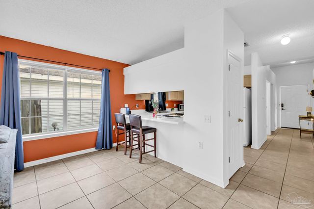 810 Hanover Dr, Pensacola, FL 32526