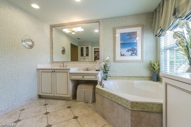 10305 Longleaf Pine CT, Fort Myers, FL 33913