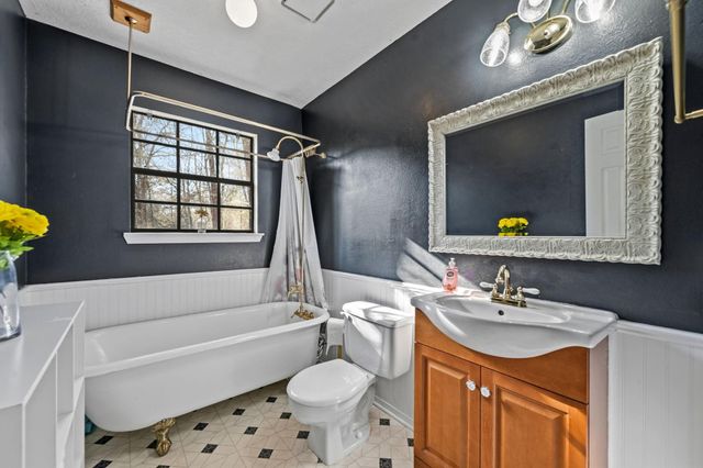 10303 Croger Drive, Magnolia, TX 77354