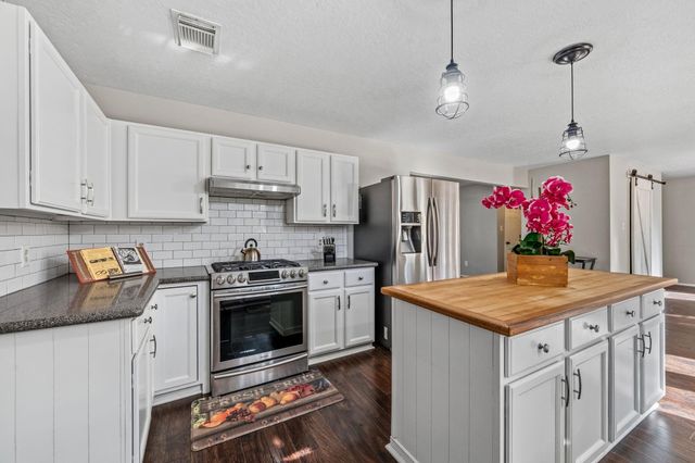 10303 Croger Drive, Magnolia, TX 77354