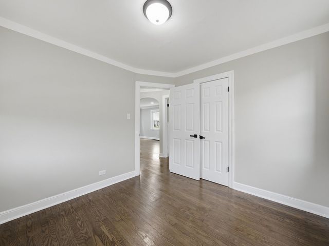 11025 S Avenue O, Chicago, IL 60617