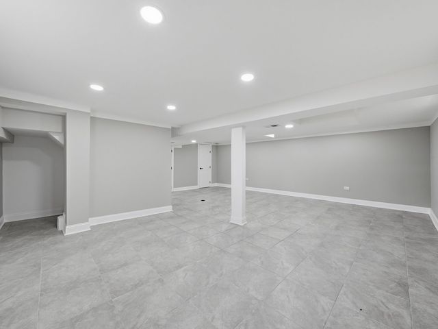 11025 S Avenue O, Chicago, IL 60617