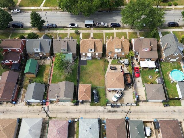 11025 S Avenue O, Chicago, IL 60617