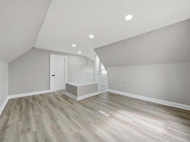 11025 S Avenue O, Chicago, IL 60617