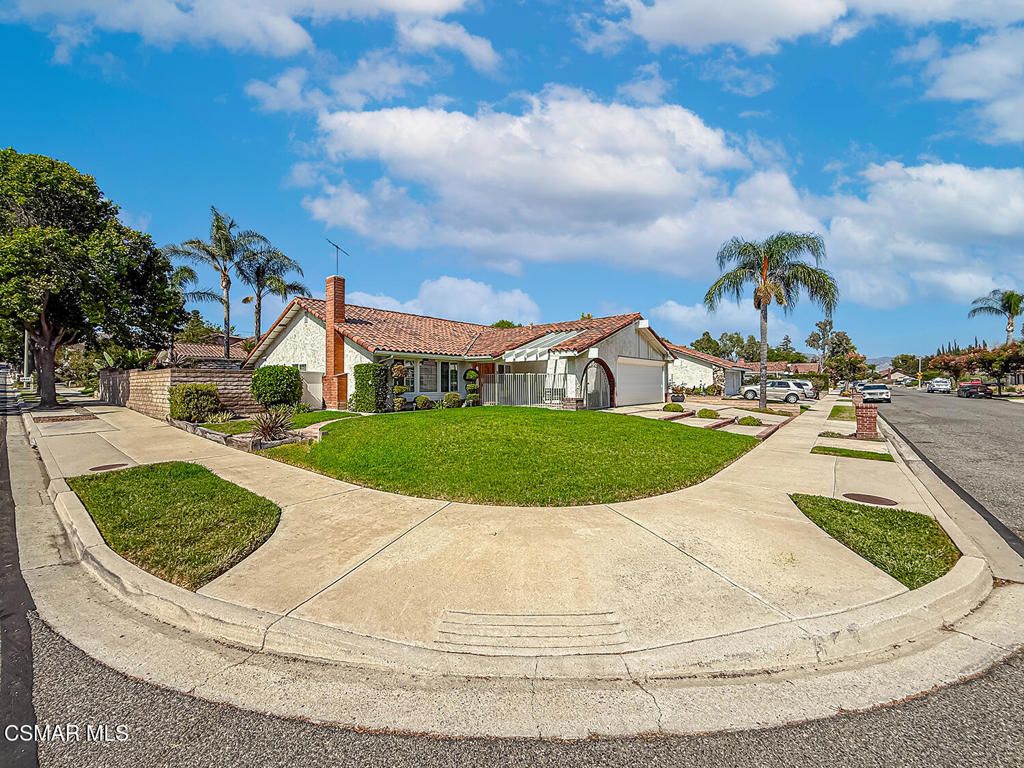 Image 1 of property listing at 3243 Emerald Avenue, Simi Valley, CA 93063