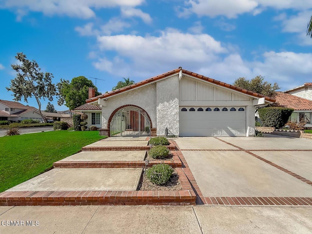 Image 4 of property listing at 3243 Emerald Avenue, Simi Valley, CA 93063