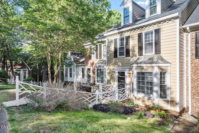 4522 Hamptonshire Drive, Raleigh, NC 27613