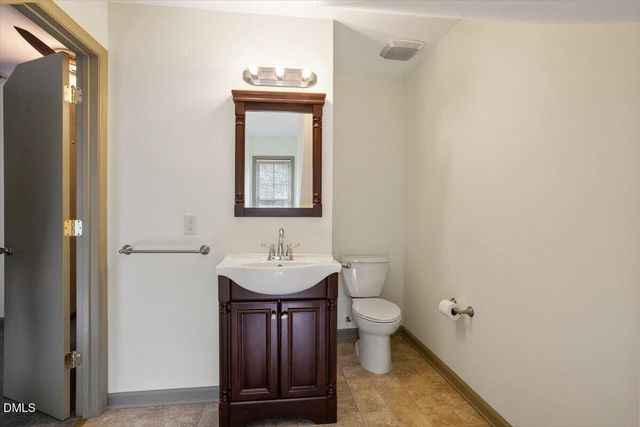 4522 Hamptonshire Drive, Raleigh, NC 27613