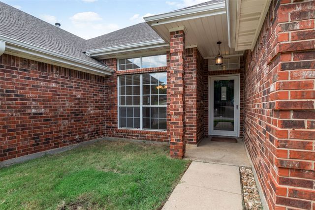 901 Santa Cruz Drive, Keller, TX 76248