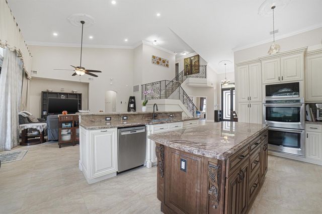 10210 Lexington Estates Boulevard, Boca Raton, FL 33428