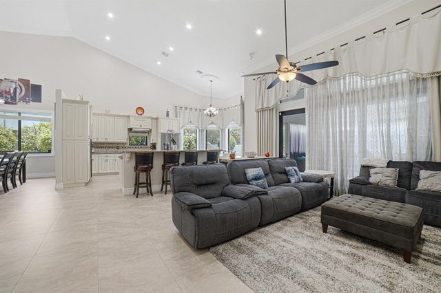10210 Lexington Estates Boulevard, Boca Raton, FL 33428