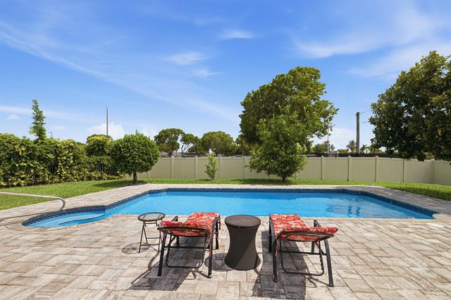 10210 Lexington Estates Boulevard, Boca Raton, FL 33428