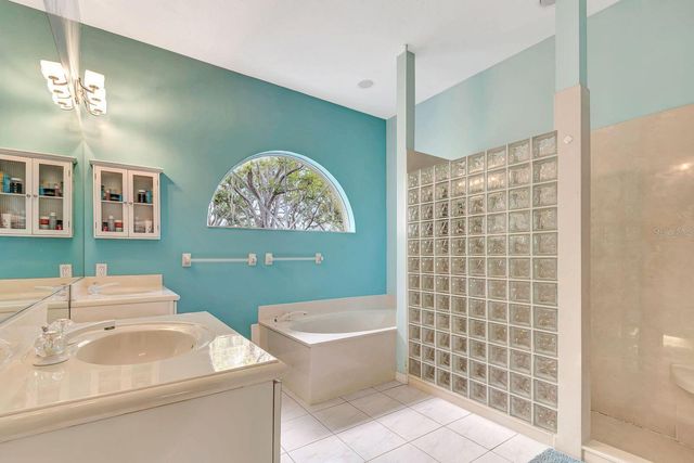 7212 N SERENOA DRIVE, Sarasota, FL 34241