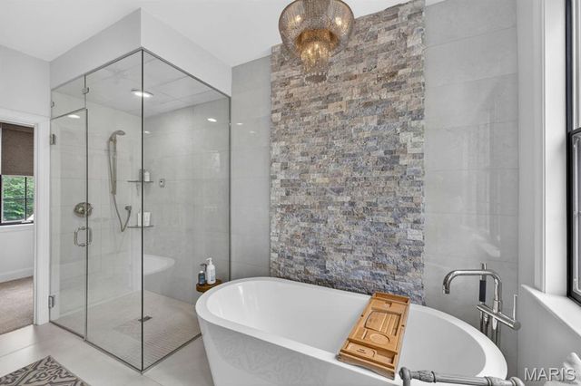 1 Lorenzo Lane, Ladue, MO 63124