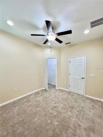 9606 OAK GLADE AVENUE, Tampa, FL 33647