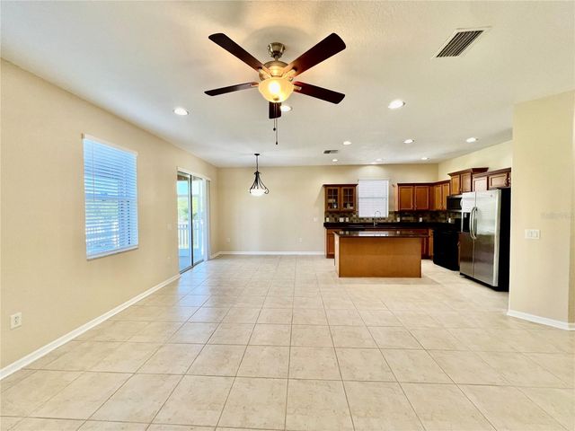 9606 OAK GLADE AVENUE, Tampa, FL 33647