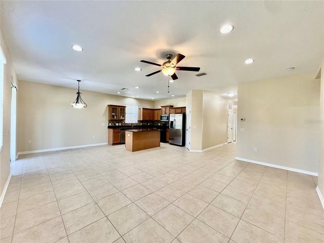 9606 OAK GLADE AVENUE, Tampa, FL 33647