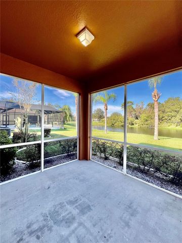 9606 OAK GLADE AVENUE, Tampa, FL 33647