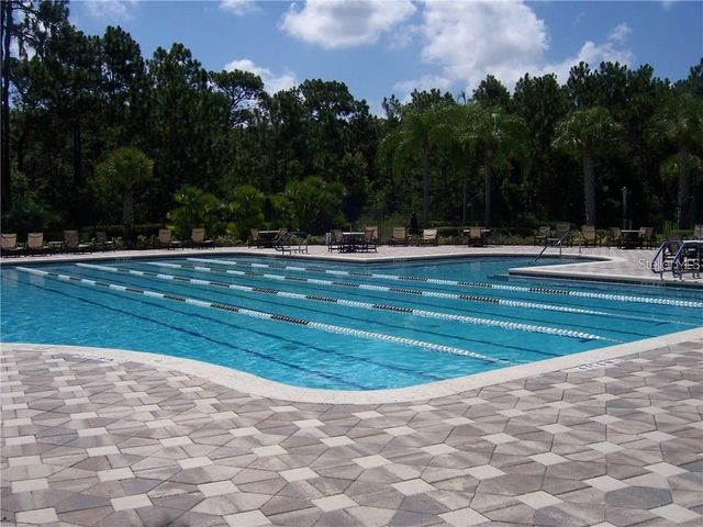 9606 OAK GLADE AVENUE, Tampa, FL 33647