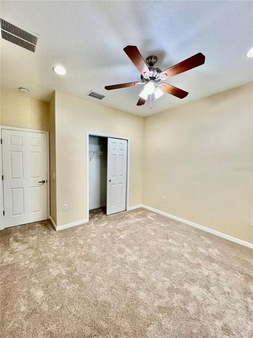 9606 OAK GLADE AVENUE, Tampa, FL 33647