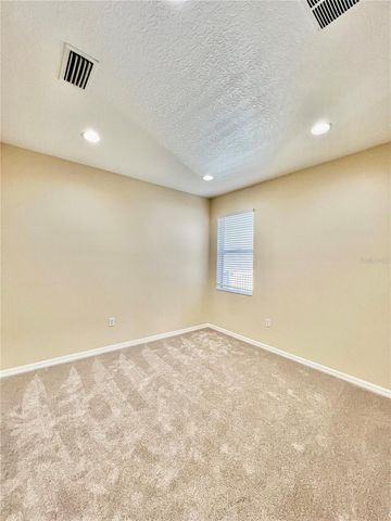 9606 OAK GLADE AVENUE, Tampa, FL 33647