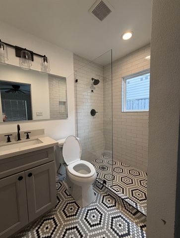1639 Ebony Lane, Houston, TX 77018