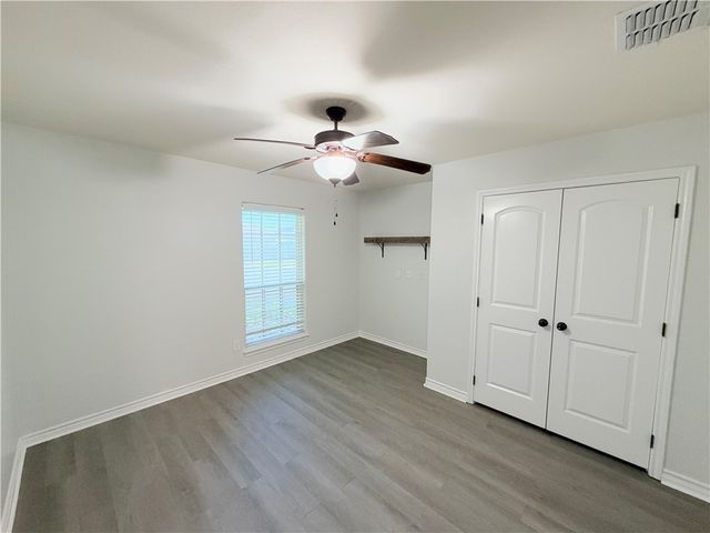 7623 Aquamarine Dr, Corpus Christi, TX 78414