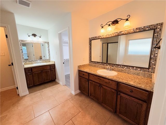 7623 Aquamarine Dr, Corpus Christi, TX 78414