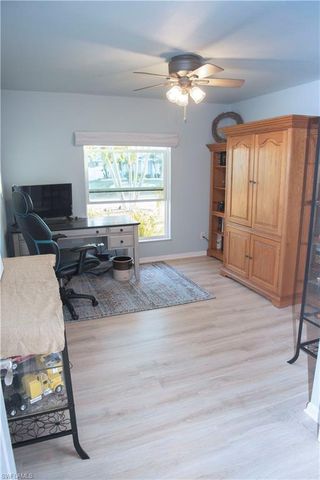 211 SW 21st LN, Cape Coral, FL 33991