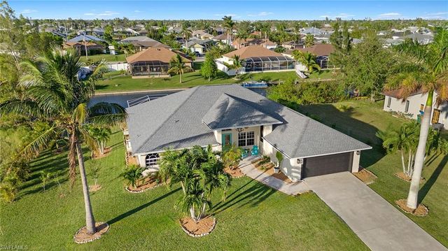 211 SW 21st LN, Cape Coral, FL 33991