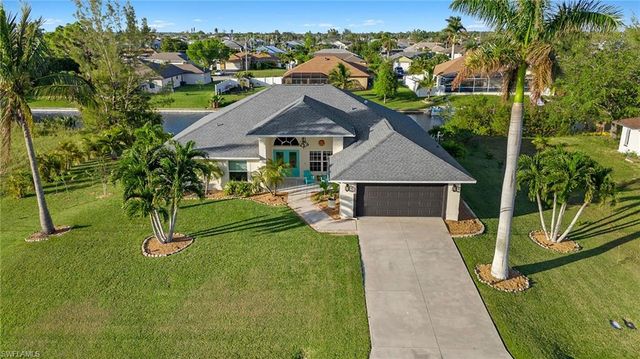 211 SW 21st LN, Cape Coral, FL 33991